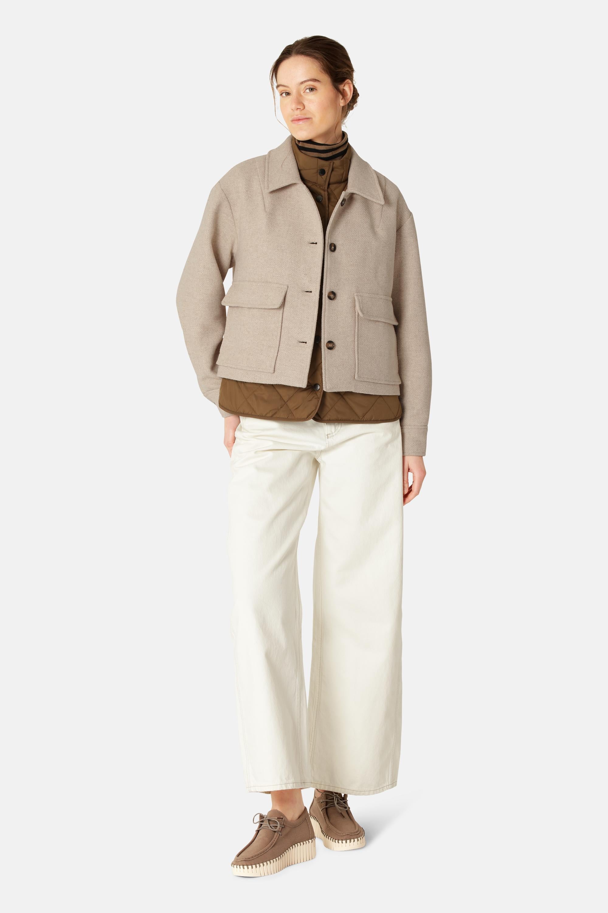 Short Buttoned Jacket - Wheat